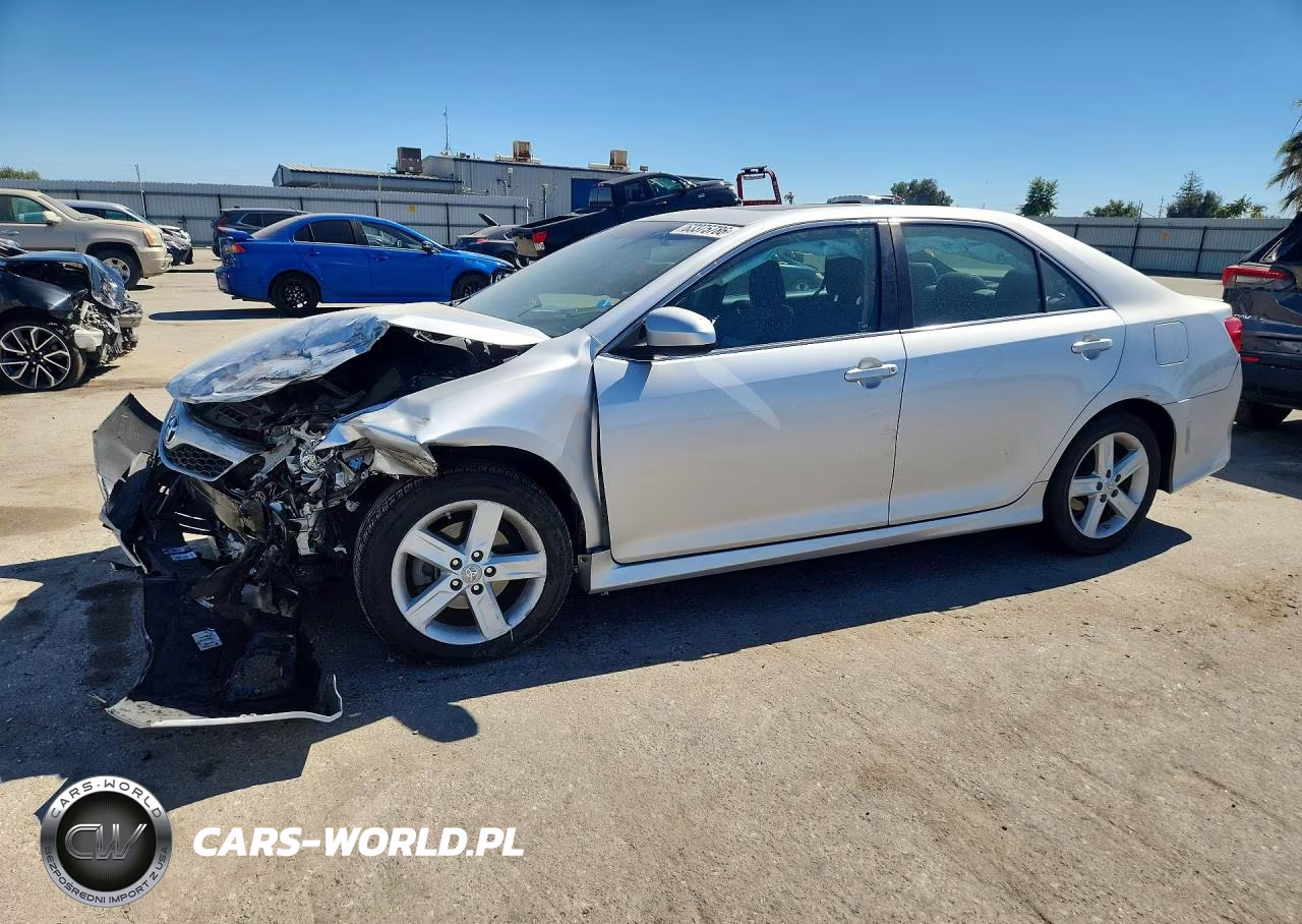 2012 Toyota Camry Se – zdjęcie 1 z 12