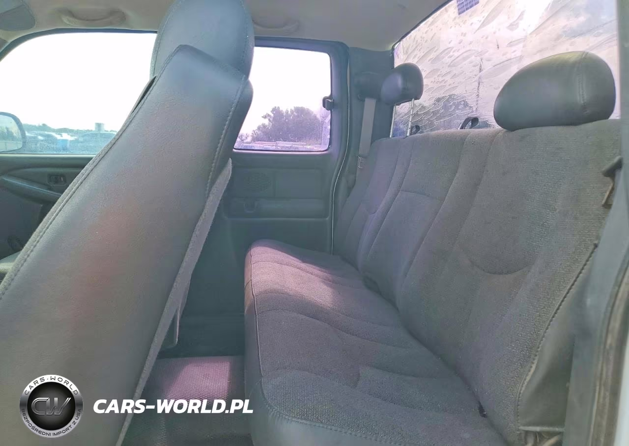 2004 Chevrolet Silverado C1500 VIN:1GCEC19T84E195497 - 10