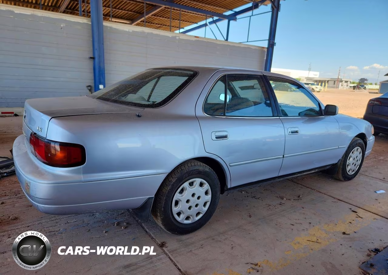 1995 Toyota Camry Le VIN:JT2SK12E6S0287969 - 3