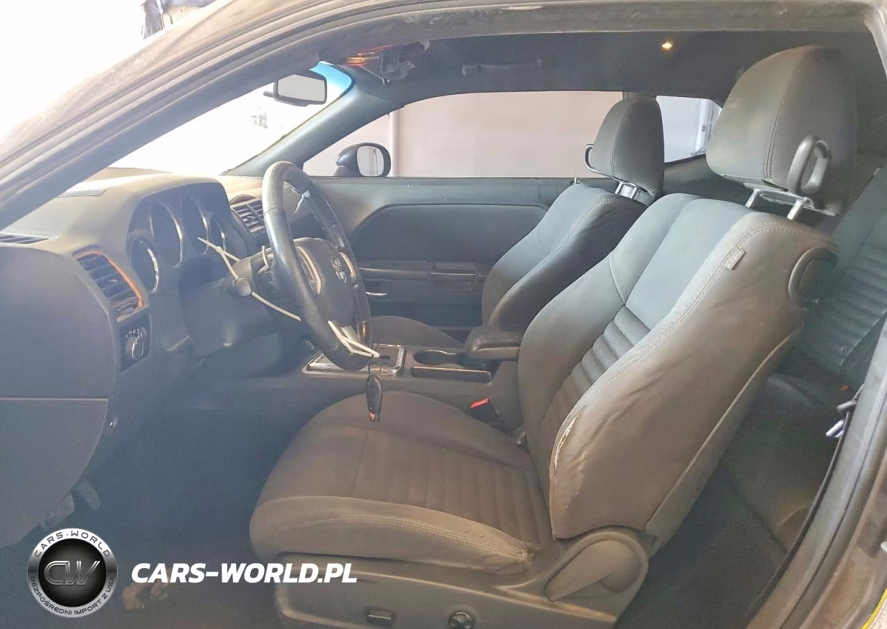 2013 Dodge Challenger Sxt VIN:2C3CDYAG4DH679398 - 7