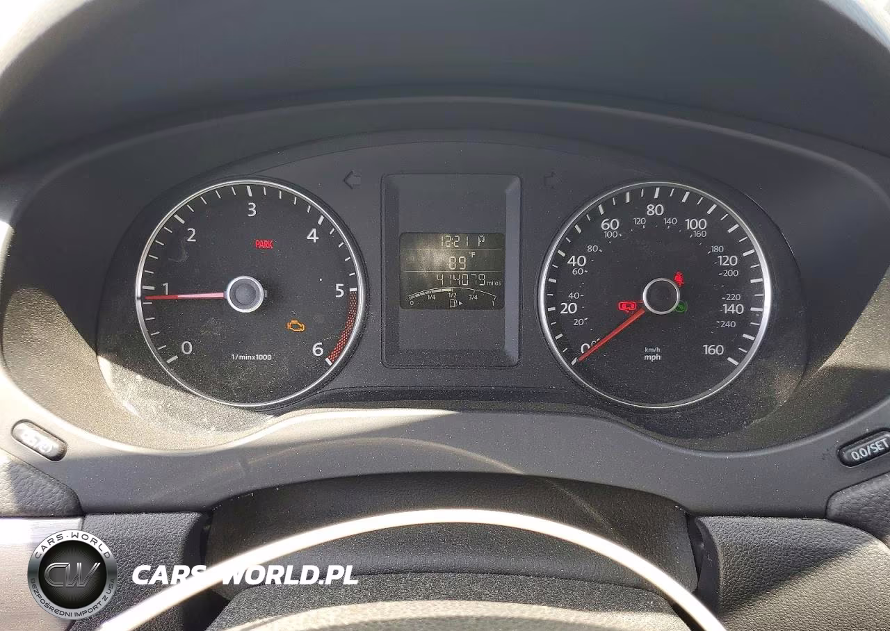 2013 Volkswagen Jetta Tdi VIN:3VWLL7AJXDM414844 - 9