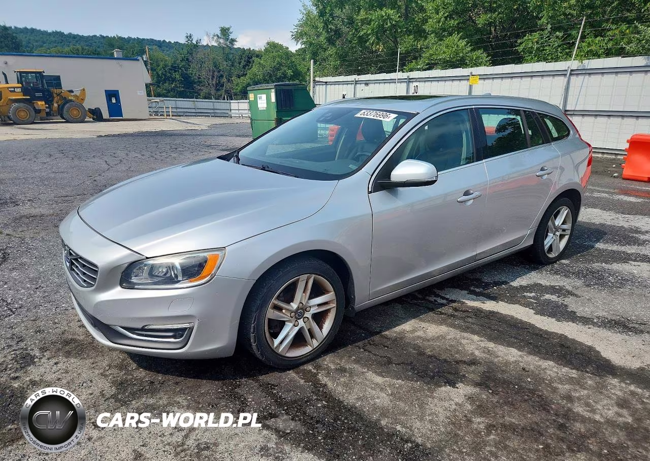 2015 Volvo V60 Platinum