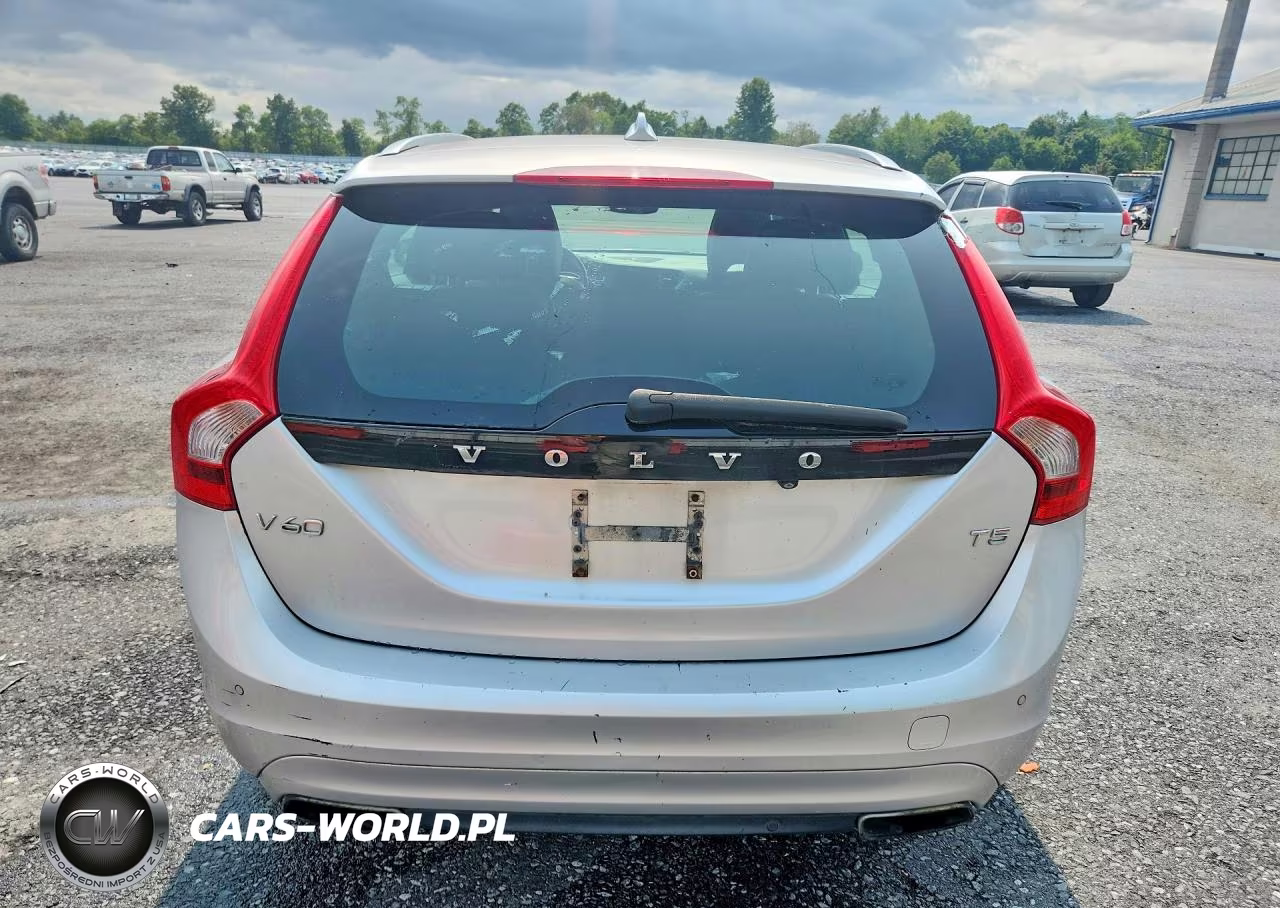 2015 Volvo V60 Platinum VIN:YV140MEM0F1260657 - 6