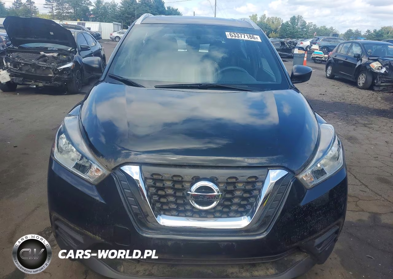 2018 Nissan Kicks S VIN:3N1CP5CU5JL509559 - 5