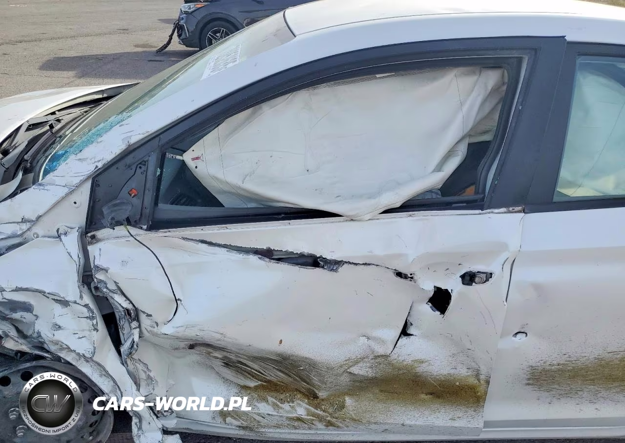 2018 Hyundai Accent Se VIN:3KPC24A30JE014111 - 7