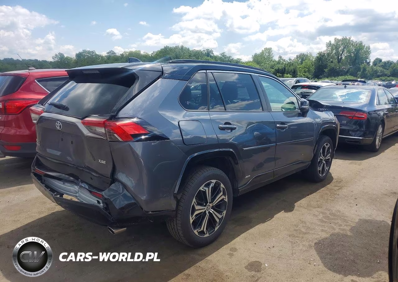 2023 Toyota Rav4 Prime Xse VIN:JTMEB3FV1PD161027 - 3