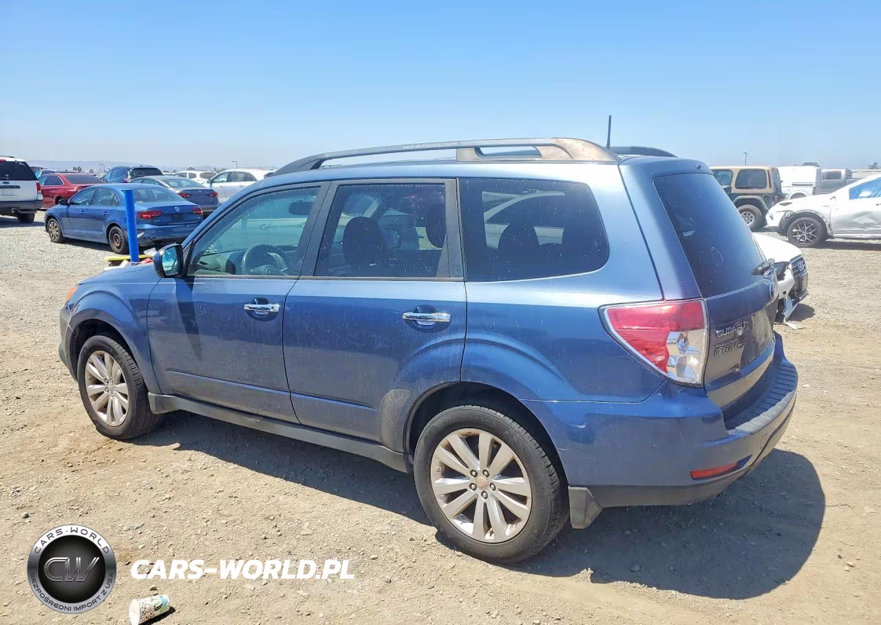 2011 Subaru Forester 2.5X Premium VIN:JF2SHADC2BH735838 - 2