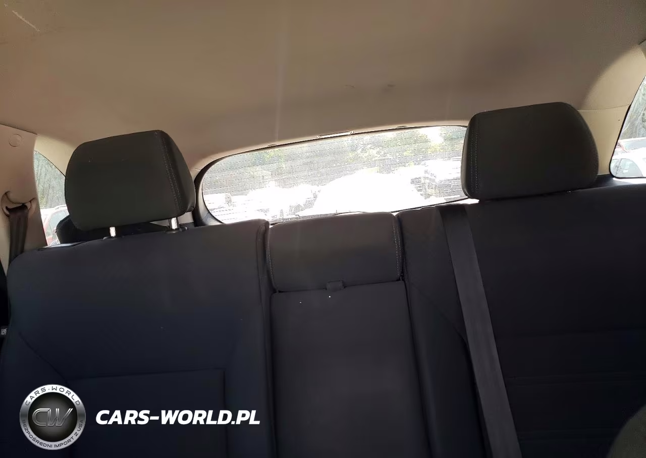 2019 Kia Sorento L VIN:5XYPG4A32KG582237 - 10