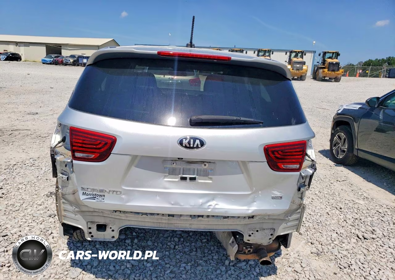 2019 Kia Sorento L VIN:5XYPG4A32KG582237 - 6