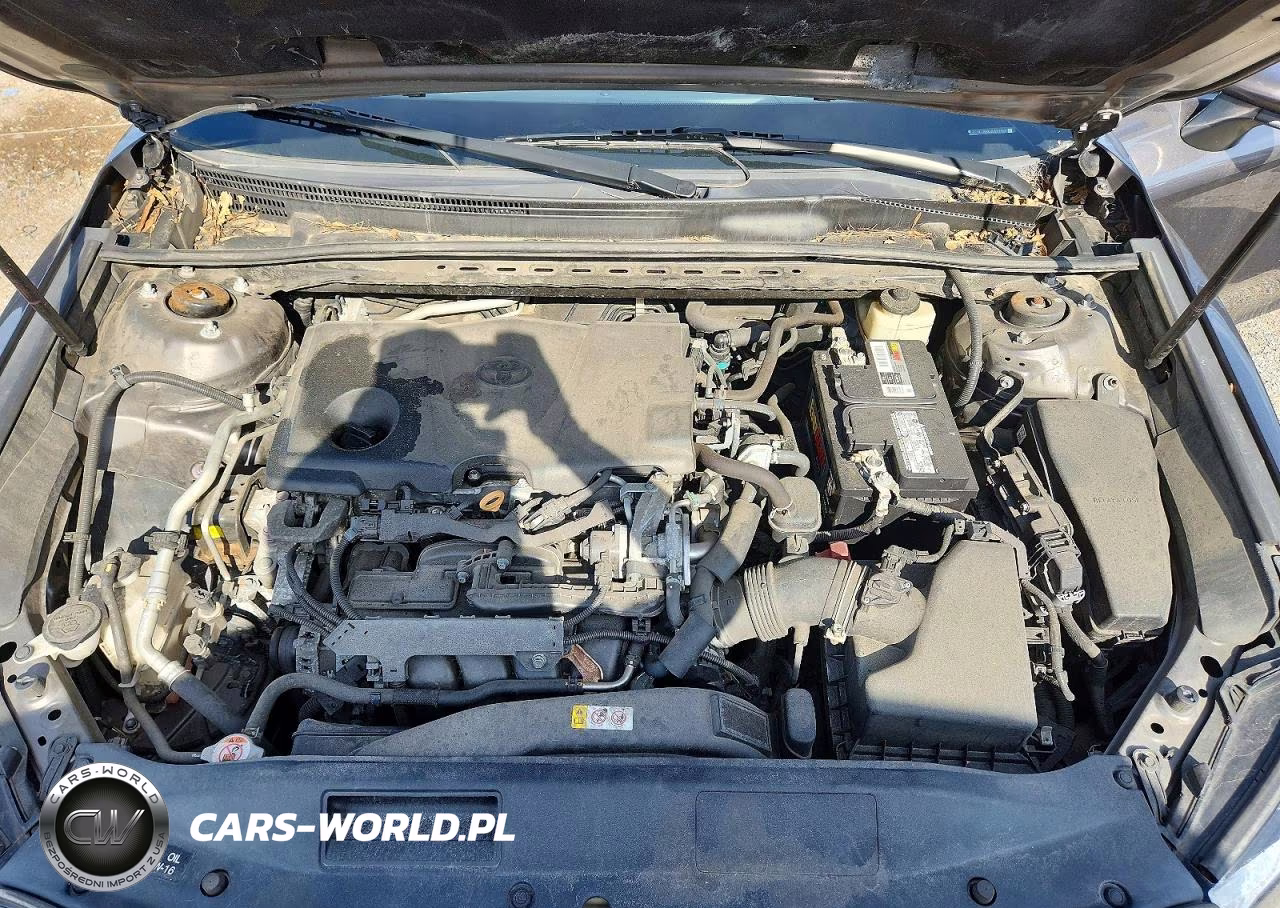 2018 Toyota Camry Le VIN:4T1B11HK0JU571141 - 11
