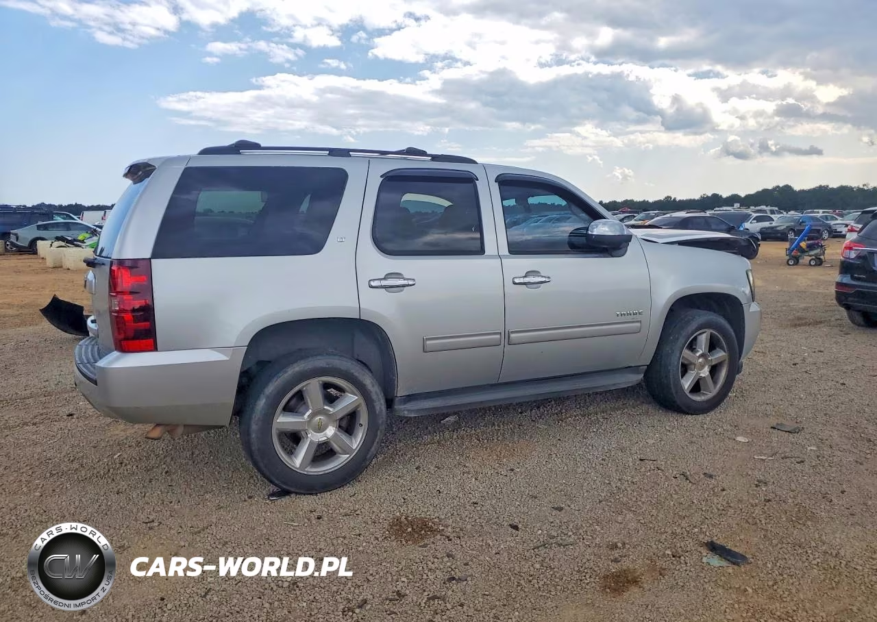 2013 Chevrolet Tahoe C1500 Lt VIN:1GNSCBE06DR131477 - 3