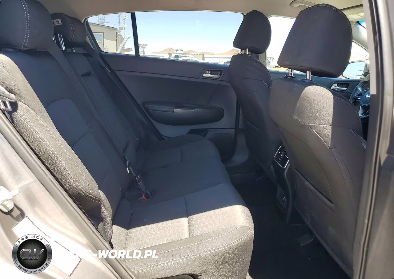 2019 Kia Sportage Lx VIN:KNDPM3ACXK7560812 - 11