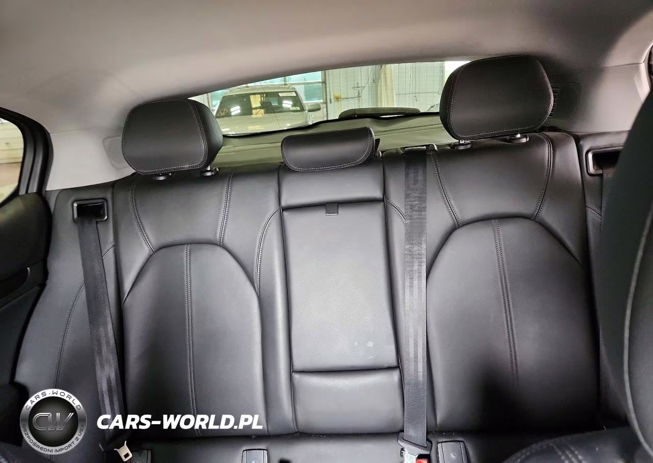 2019 Alfa Romeo Stelvio VIN:ZASPAKAN4K7C31244 - 10