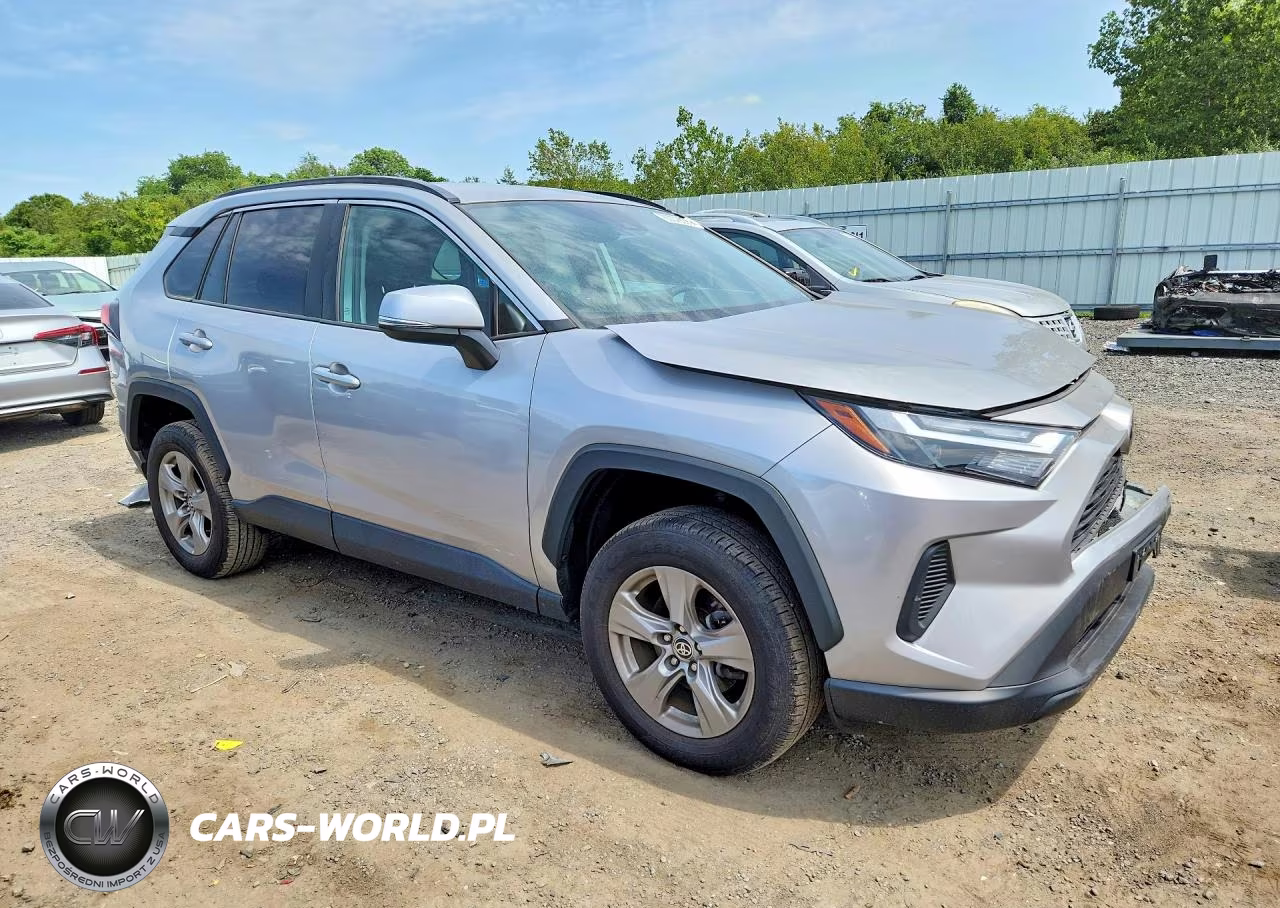 2024 Toyota Rav4 Xle VIN:2T3P1RFV4RC476524 - 4