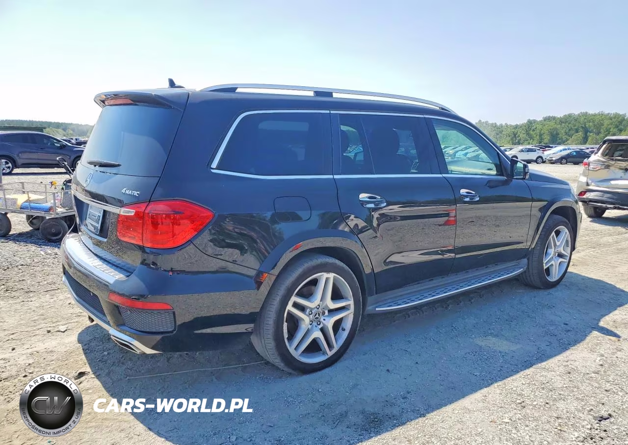 2014 Mercedes-Benz Gl 550 4Matic VIN:4JGDF7DE8EA400822 - 3