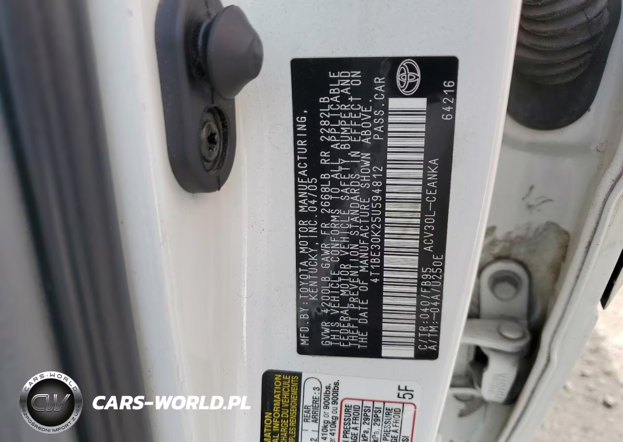 2005 Toyota Camry Le VIN:4T1BE30K25U594812 - 12