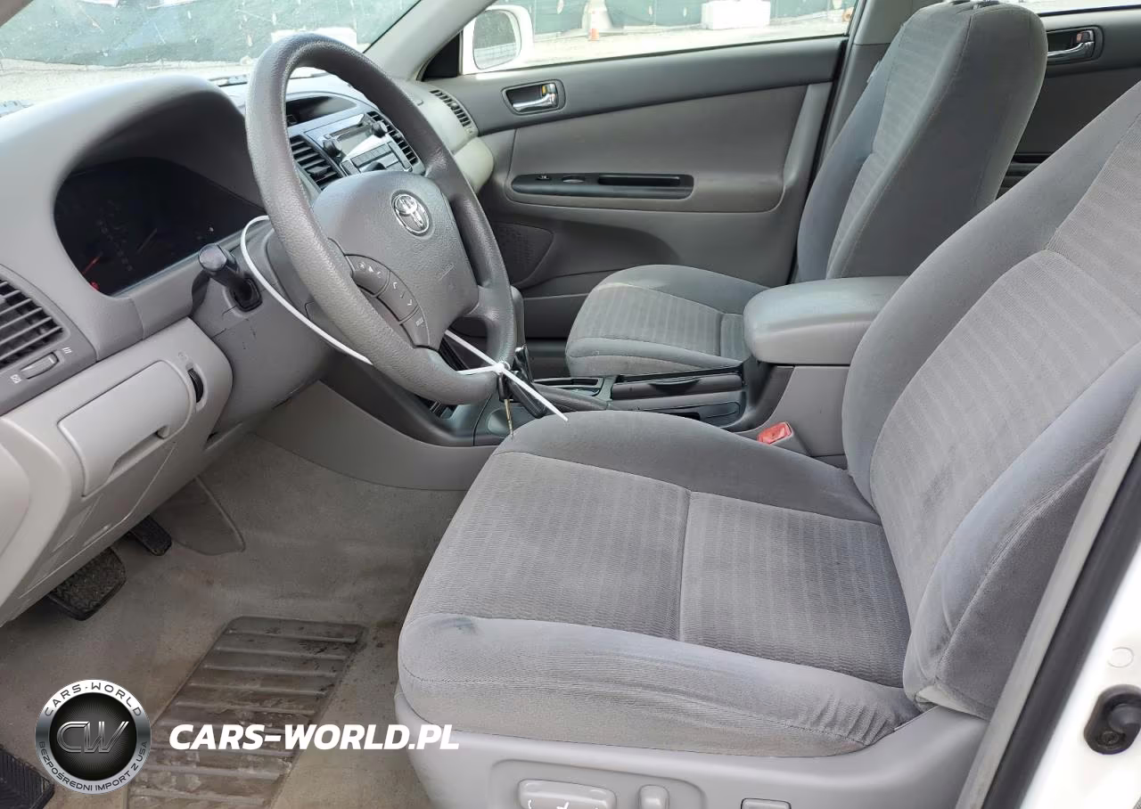 2005 Toyota Camry Le VIN:4T1BE30K25U594812 - 7