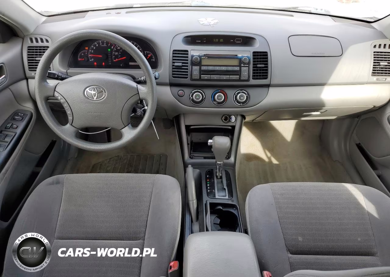 2005 Toyota Camry Le VIN:4T1BE30K25U594812 - 8