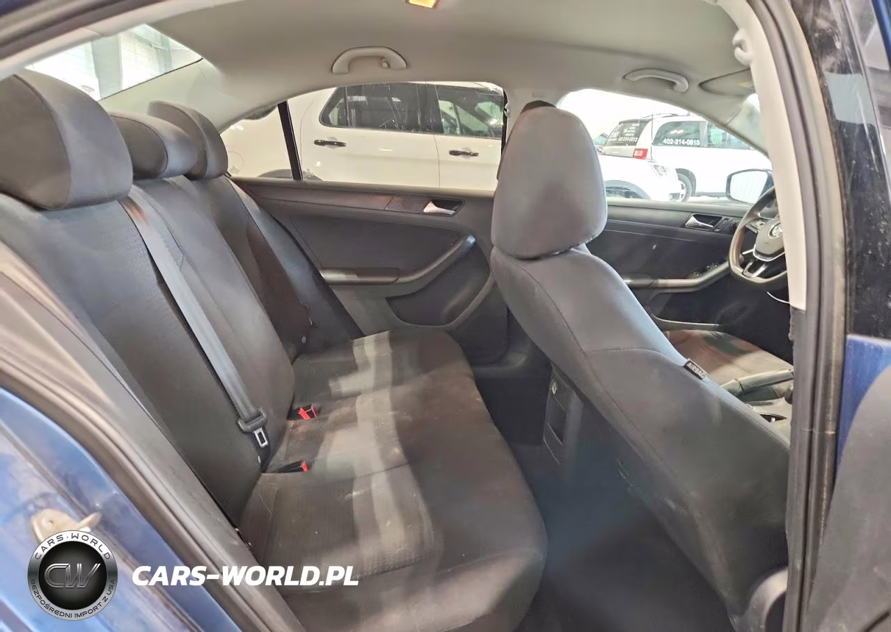 2016 Volkswagen Jetta S VIN:3VW267AJ5GM405296 - 10