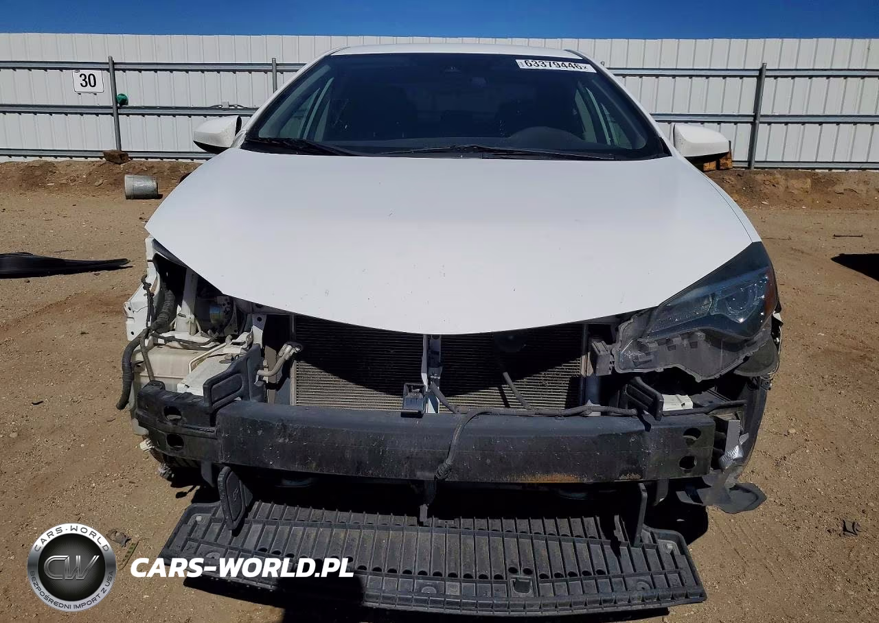 2019 Toyota Corolla Le VIN:2T1BURHEXKC235600 - 5
