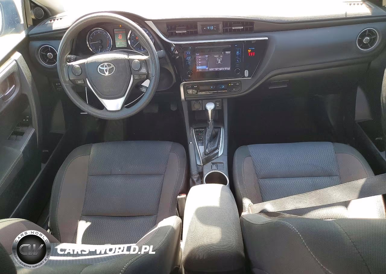 2019 Toyota Corolla Le VIN:2T1BURHEXKC235600 - 8
