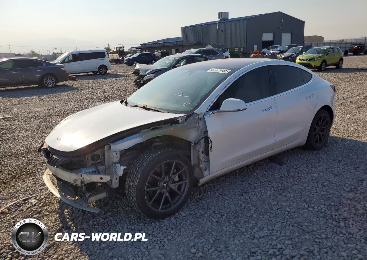 2018 Tesla Model 3 – zdjęcie 1 z 12