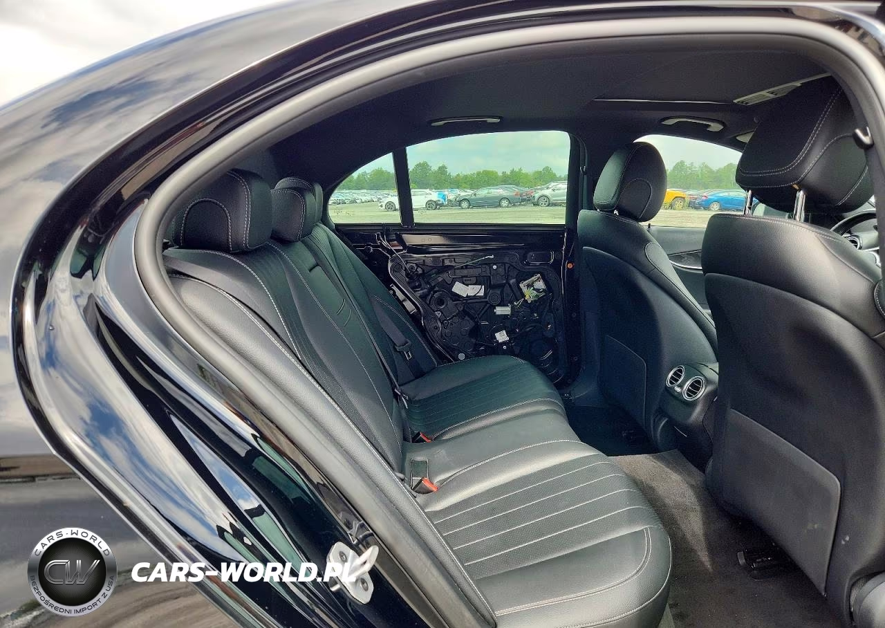 2019 Mercedes-Benz E 300 4Matic VIN:WDDZF4KB9KA582002 - 10