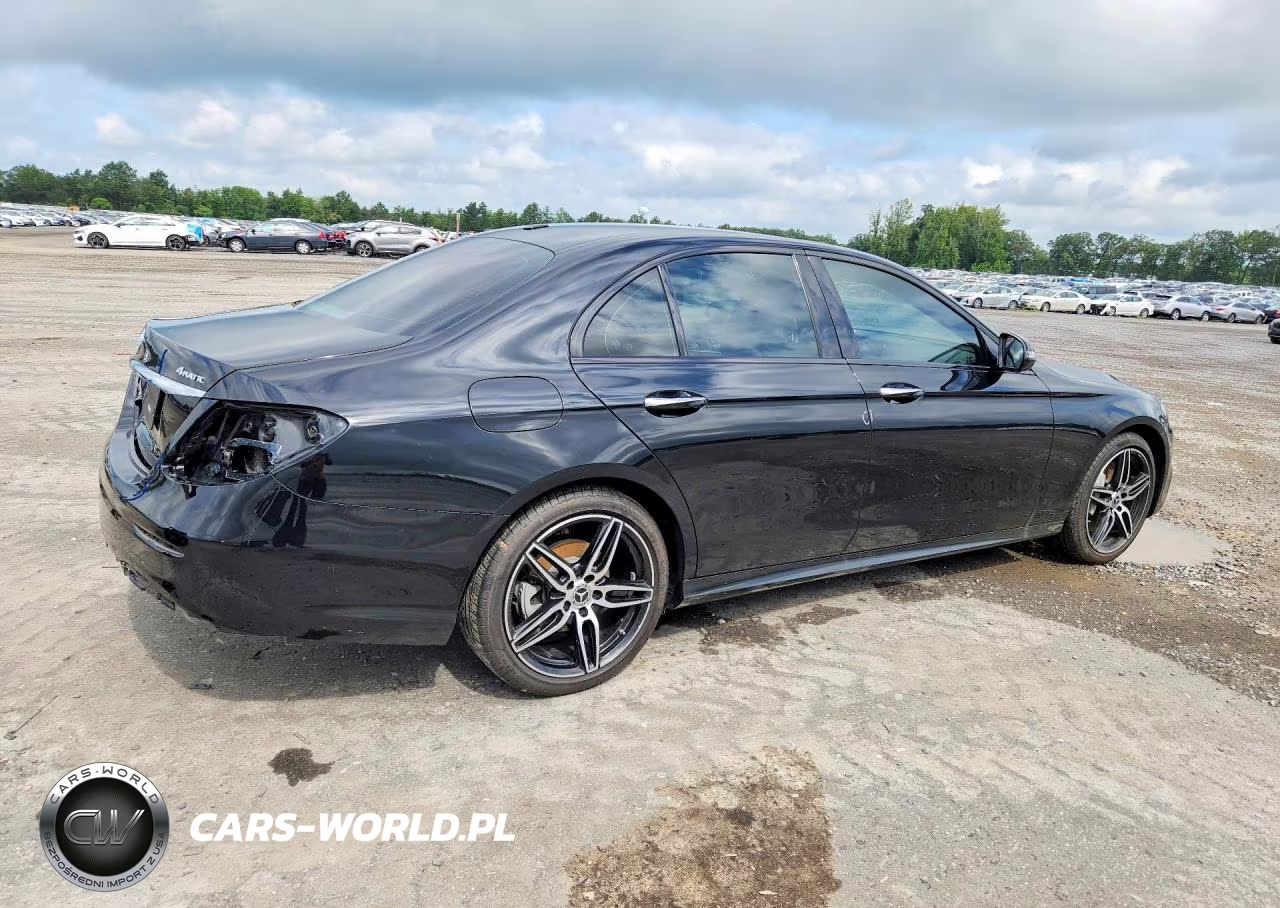 2019 Mercedes-Benz E 300 4Matic VIN:WDDZF4KB9KA582002 - 3