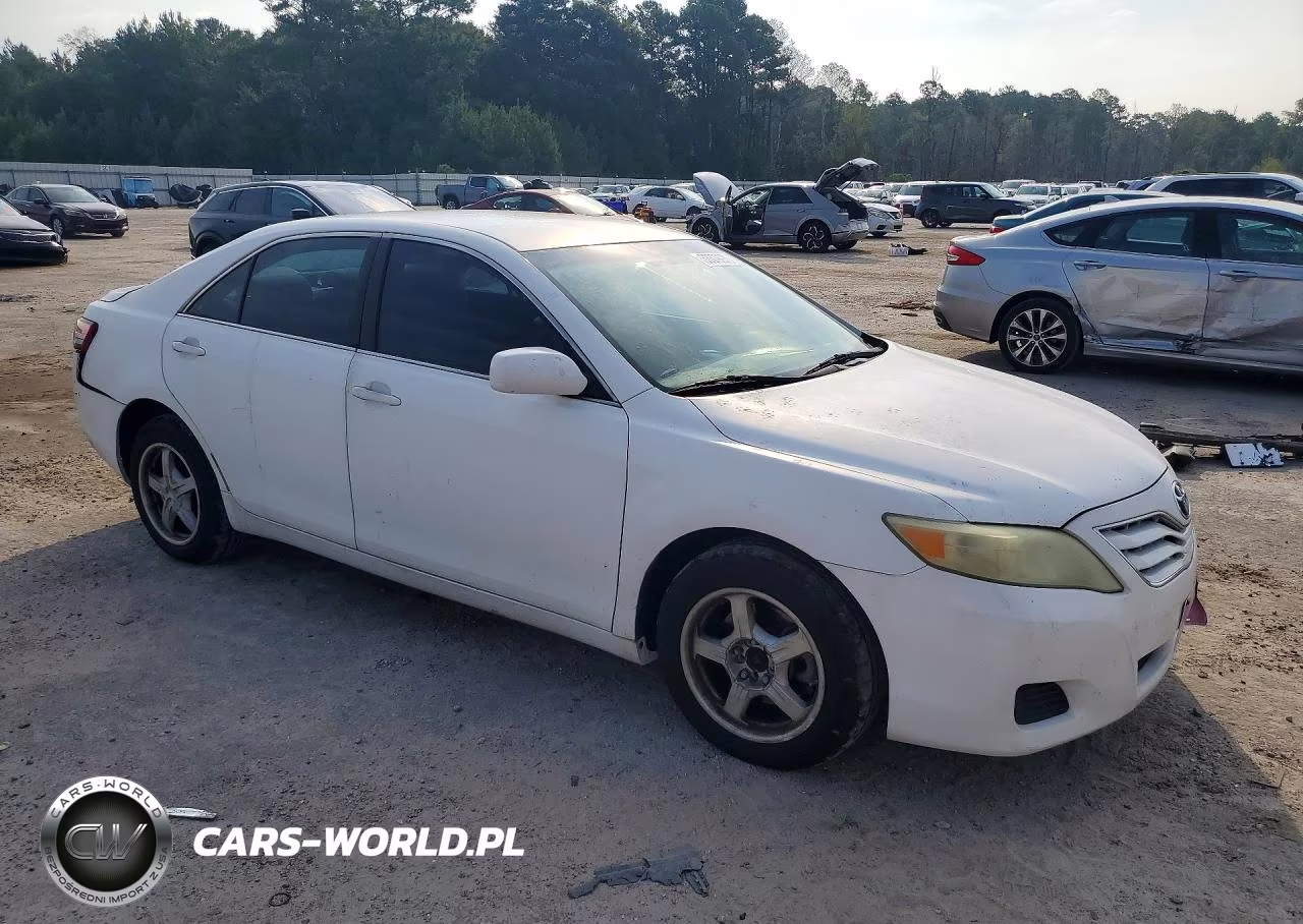 2010 Toyota Camry Le VIN:4T1BF3EK6AU571839 - 4
