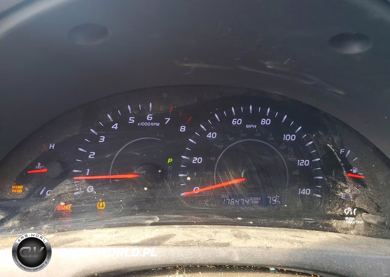 2010 Toyota Camry Le VIN:4T1BF3EK6AU571839 - 9