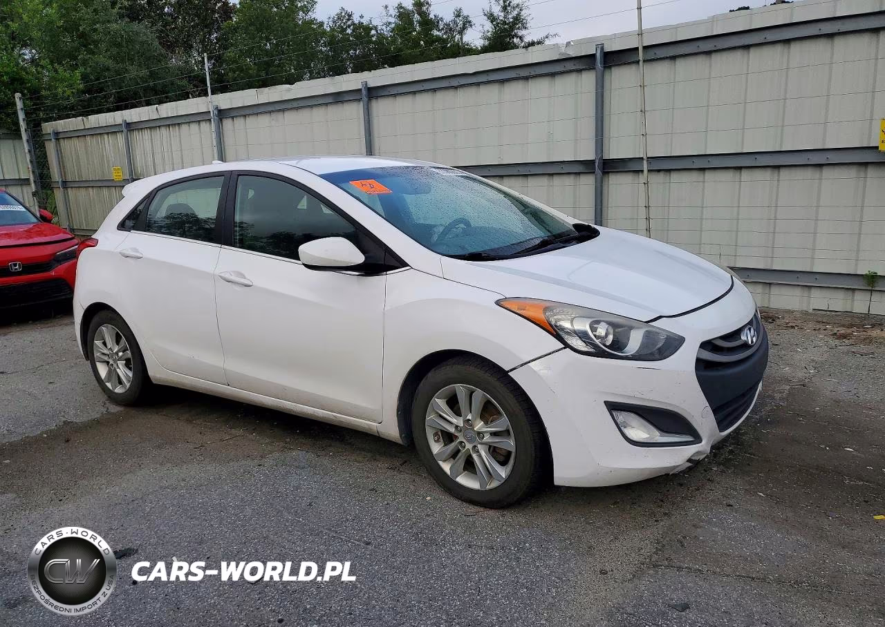 2013 Hyundai Elantra Gt Base VIN:KMHD35LE0DU079192 - 4