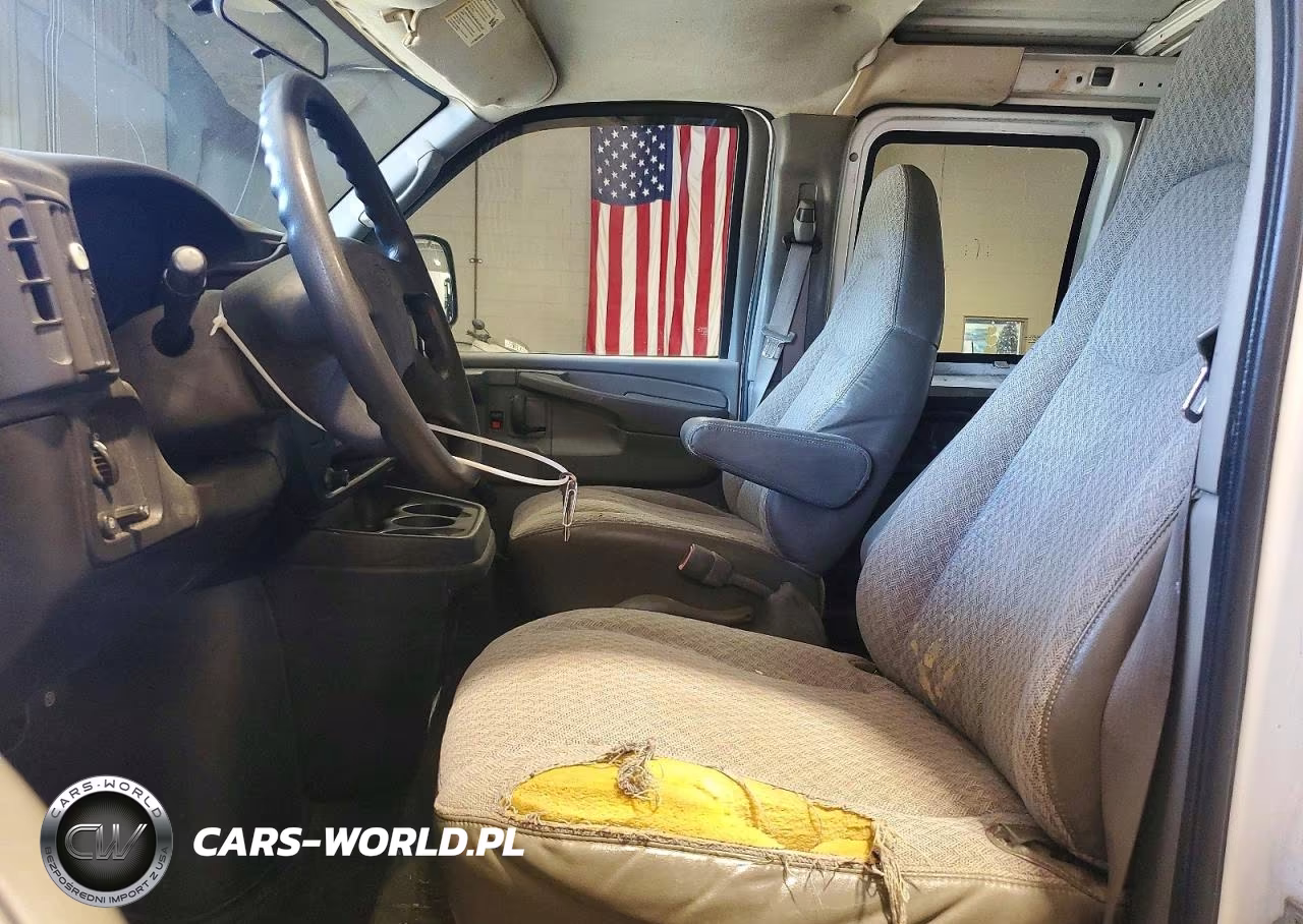 2006 Chevrolet Express G1500 VIN:1GCFG15X661156824 - 7
