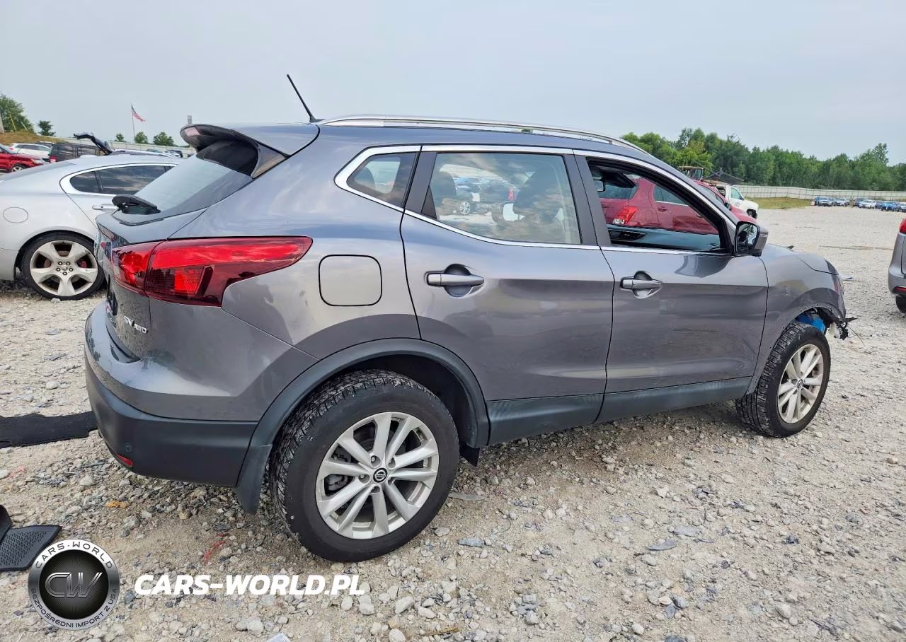 2019 Nissan Rogue Sport S VIN:JN1BJ1CR2KW314399 - 3