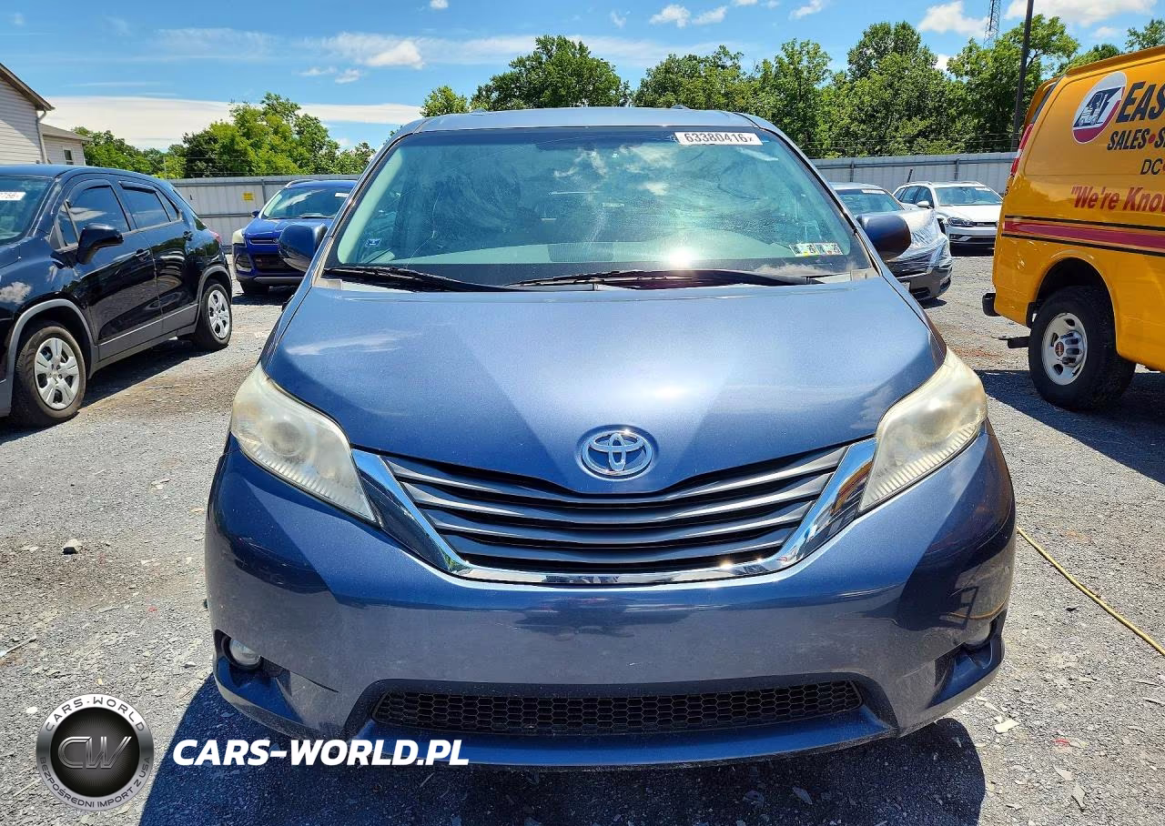 2013 Toyota Sienna Xle 8-Passenger VIN:5TDYK3DC1DS396204 - 5