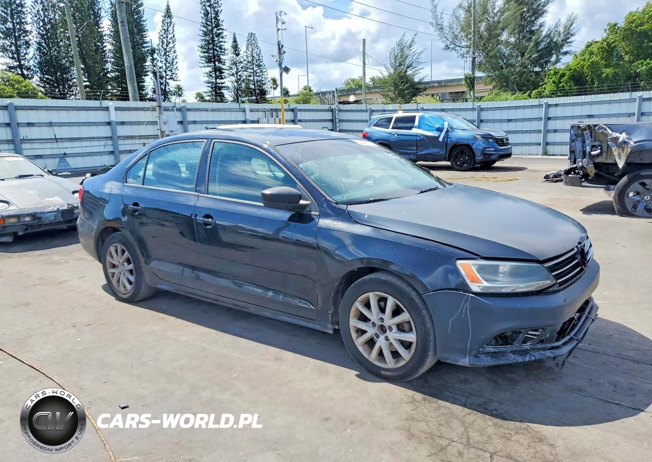 2015 Volkswagen Jetta Se VIN:3VWD07AJ5FM326543 - 4