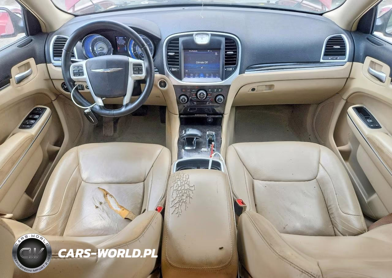 2014 Chrysler 300 VIN:2C3CCAAG7EH143153 - 8