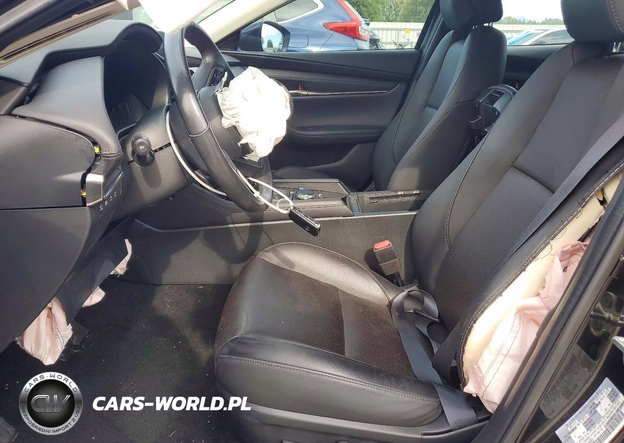 2024 Mazda 3 Premium Plus VIN:3MZBPBEY9RM416053 - 7