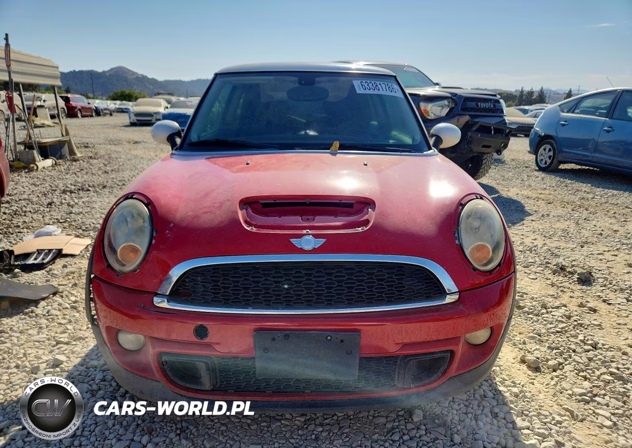 2011 Mini Cooper S VIN:WMWSV3C56BTY10900 - 5