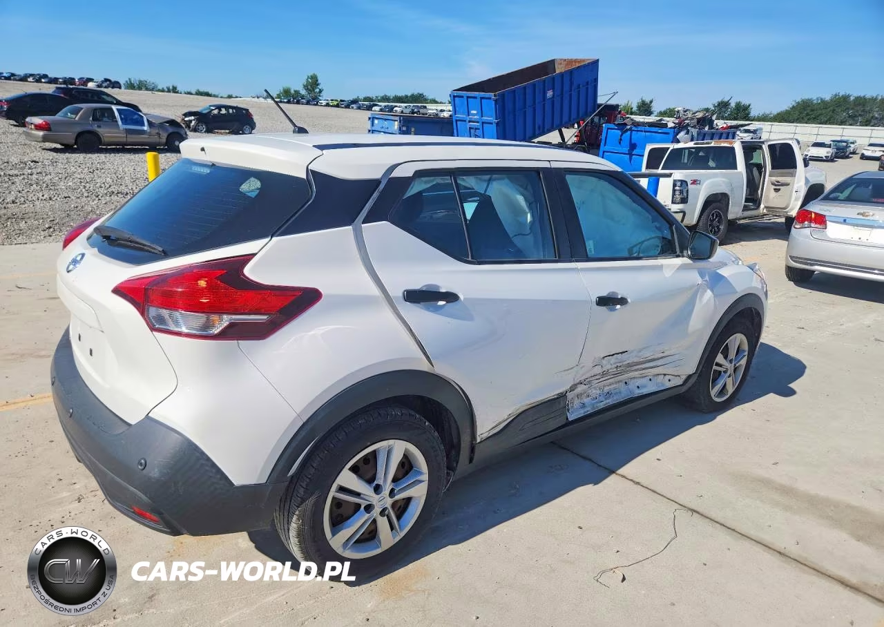 2020 Nissan Kicks S VIN:3N1CP5BV1LL516439 - 3