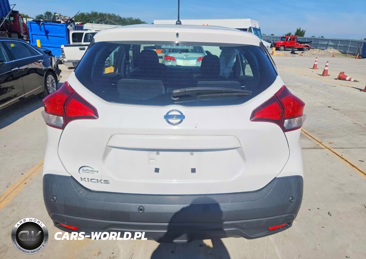 2020 Nissan Kicks S VIN:3N1CP5BV1LL516439 - 6