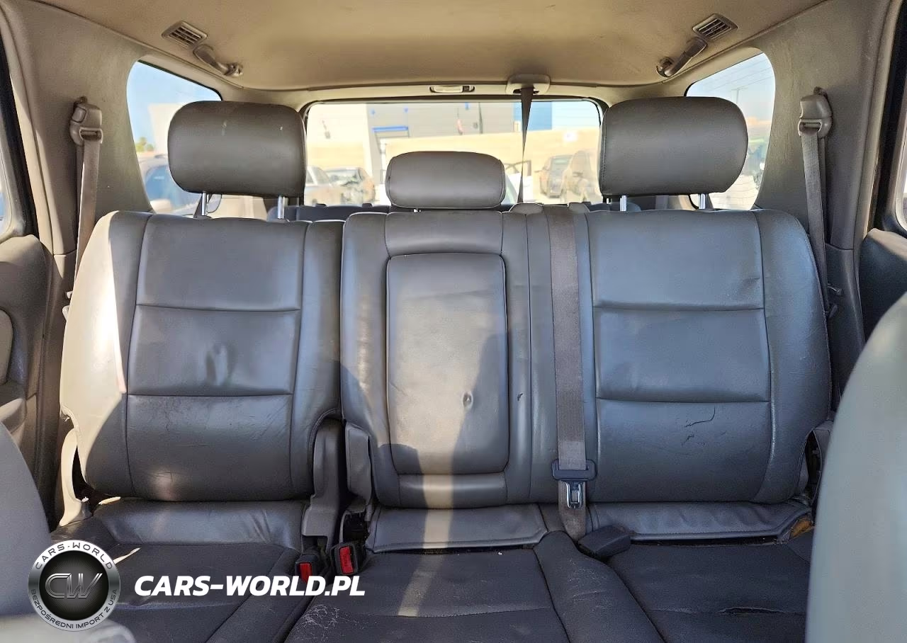 2004 Toyota Sequoia Sr5 VIN:5TDZT34A84S211758 - 10