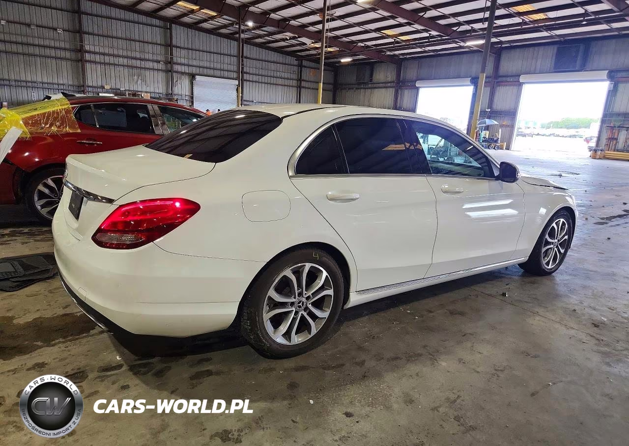 2017 Mercedes-Benz C 300 VIN:55SWF4JB7HU217816 - 3