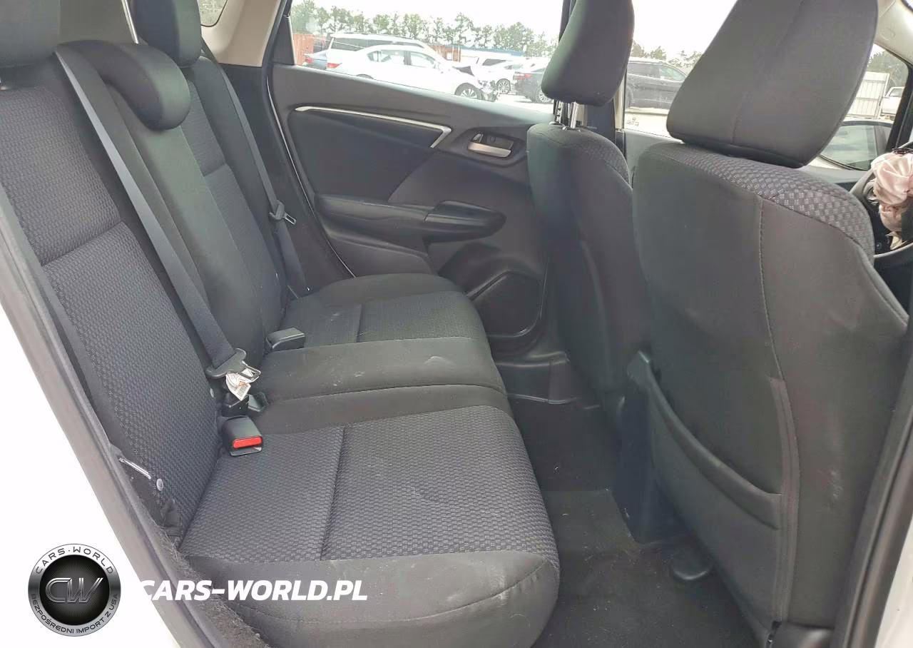 2019 Honda Fit Lx VIN:3HGGK5H42KM719331 - 10