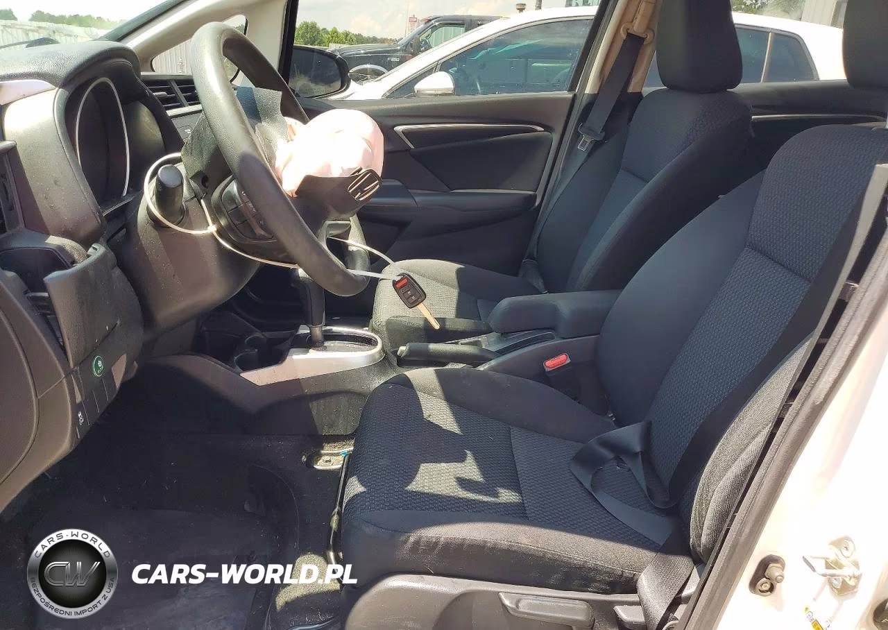 2019 Honda Fit Lx VIN:3HGGK5H42KM719331 - 7