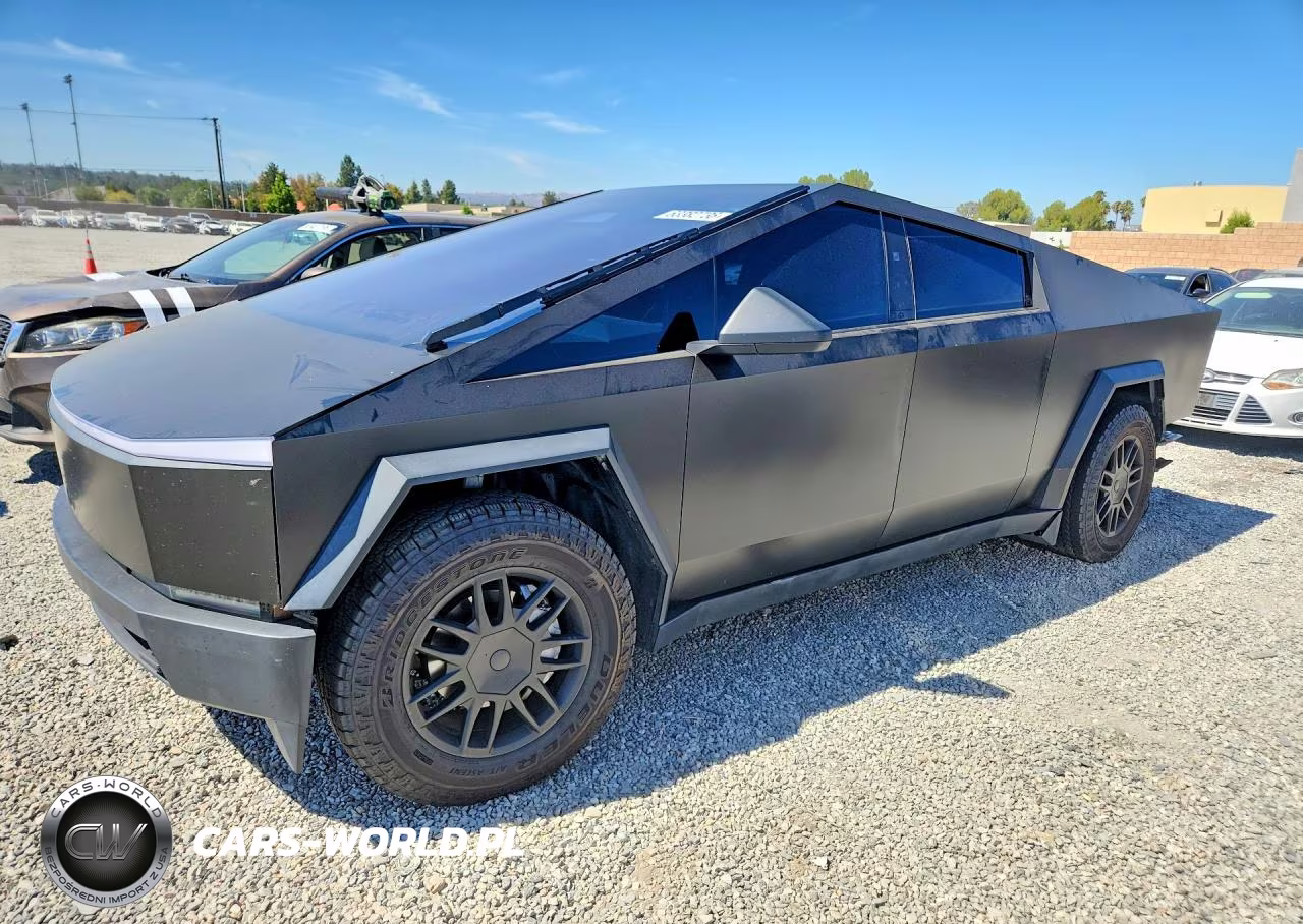 2024 Tesla Cybertruck – zdjęcie 1 z 12