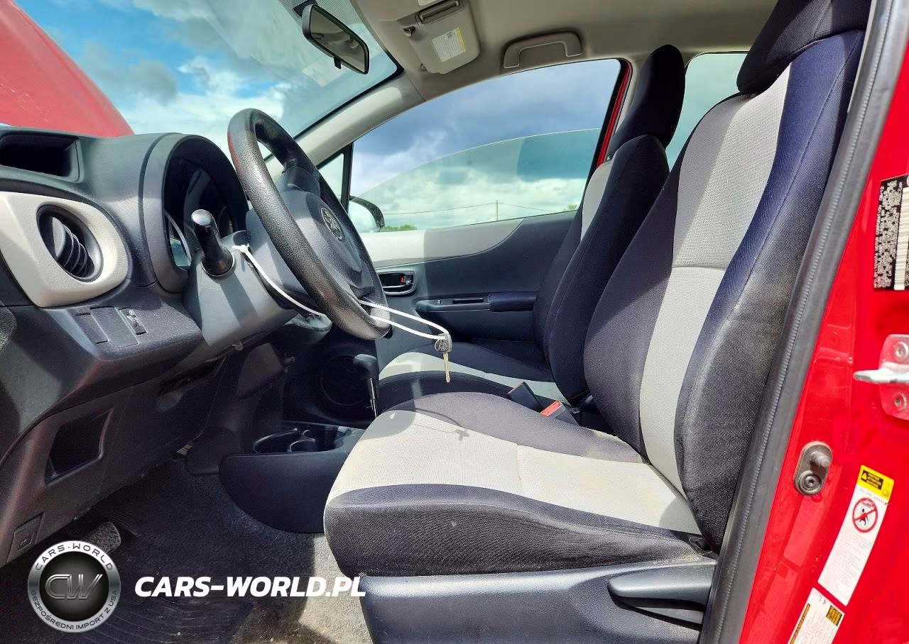 2012 Toyota Yaris 5-Door L VIN:JTDKTUD30CD540943 - 7