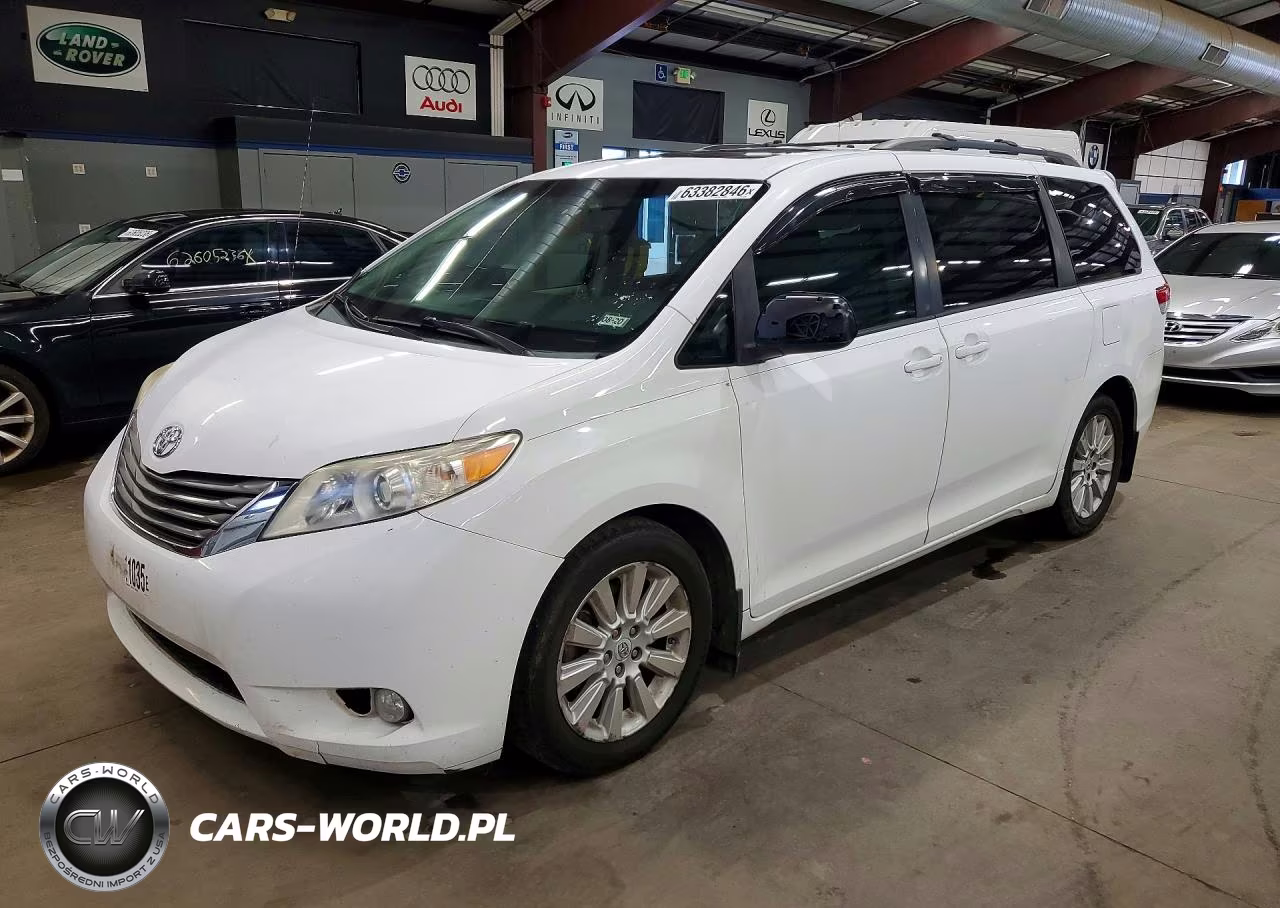 2011 Toyota Sienna Xle – zdjęcie 1 z 13