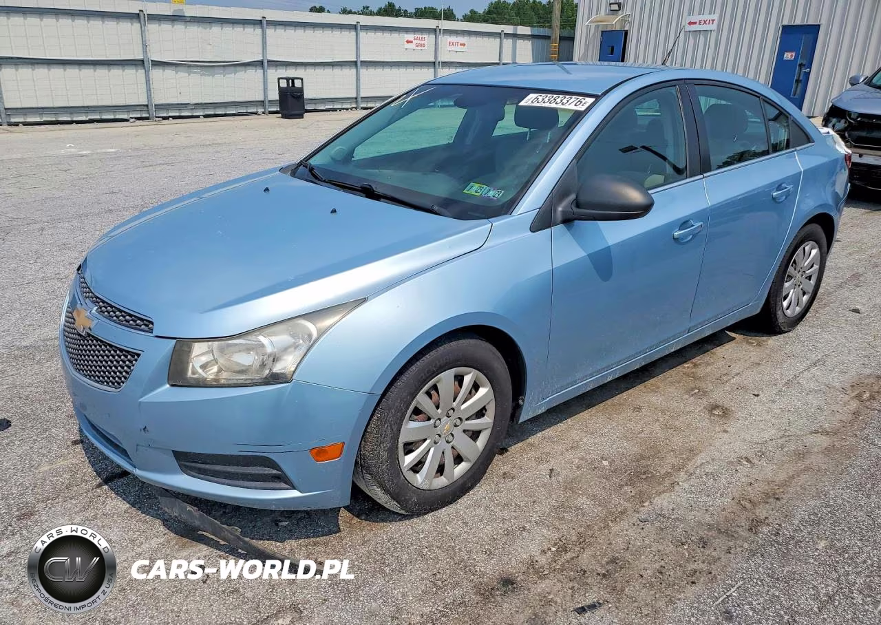 2011 Chevrolet Cruze Ls – zdjęcie 1 z 12