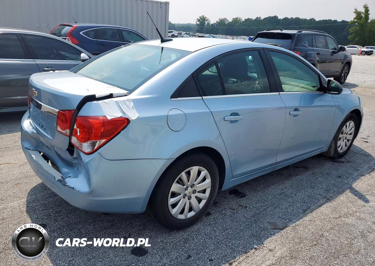 2011 Chevrolet Cruze Ls VIN:1G1PC5SH2B7137658 - 3