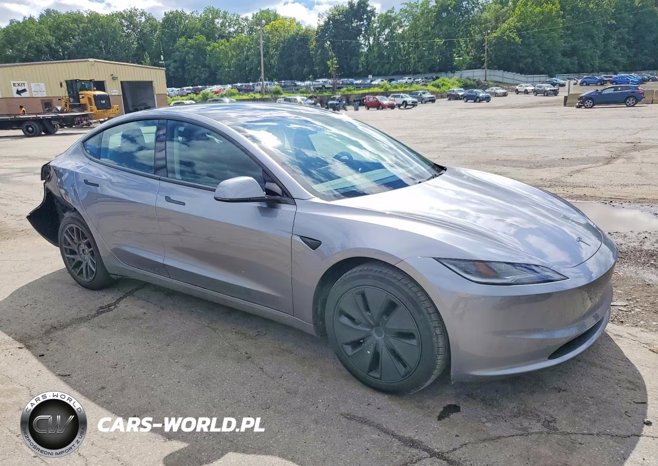 2026 Tesla Model 3 VIN:5YJ3E1EA6TF125595 - 4